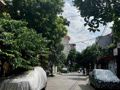 Thượng thanh - đức giang - long biên - ô tô vào nhà 2