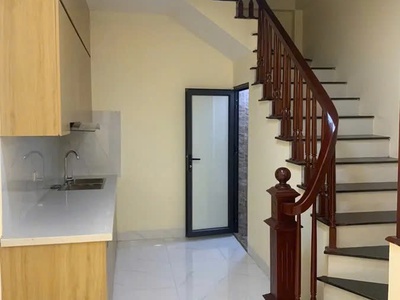 Nhà mới ô tô đỗ cửa bát khối 32m2 x 6 tầng,mặt tiền 6.1 tỷ long biên. 1