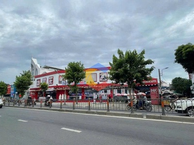 Cho cho thuê siêu vị trí 3mt số 855 quang trung, q.gò vấp. dt: 40mx60m, 2t, sàn: 5.000m2 - 1