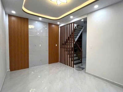 Nhà 2 tầng  sát khu công nghệ cao ngay man thiện trung tâm phố ẩm thực. thiết kế hiện đại, nhỉnh 3 2