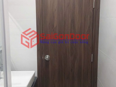 Cửa nhựa Composite 4