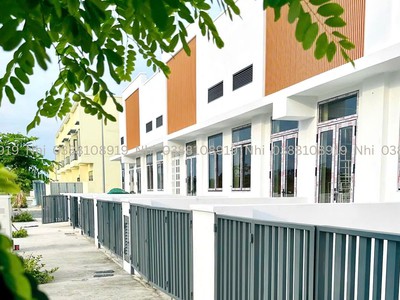 Nhà phố Phước Đông NewCity   Mặt tiền đường 12m, ô tô đậu cửa 1