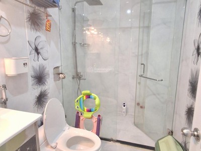 Mặt tiền 90m2 - giá 14.2 tỷ - ngay chợ Phú Thuận - Cao Thị Chính, Q7 9