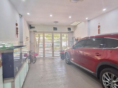 Mặt tiền 90m2 - giá 14.2 tỷ - ngay chợ Phú Thuận - Cao Thị Chính, Q7 11