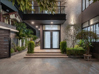 Chủ cần tiền giảm nhanh 20 tỷ  bán biệt thự vườn đào, cạnh lotte tây hồ - 300m2 - mt 16m 0