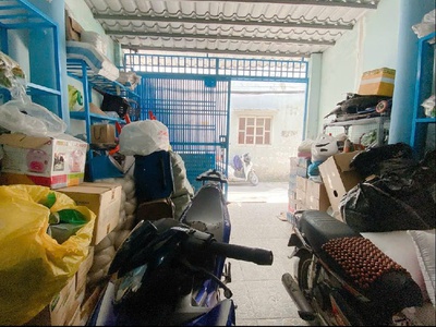 Ngay bigc trường chinh   nhà 3 tầng kiên cố   69m    chỉ 5.x tỷ. tl 3