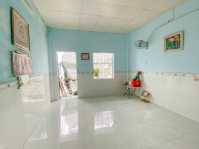 Ngay bigc trường chinh   nhà 3 tầng kiên cố   69m    chỉ 5.x tỷ. tl 2