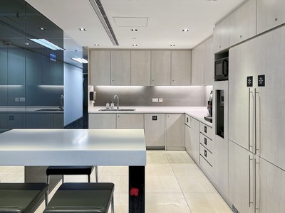 Hoa hậu cầu giấy, bán tòa căn góc 8 tầng, 200m2, chỉ 149 tỷ, phố dịch vọng hậu 1