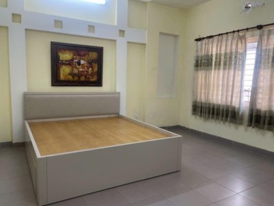 Bán nhà mặt phố q.9, 55m , 3 tầng, 4pn, 5.9 tỷ, sổ hồng 3