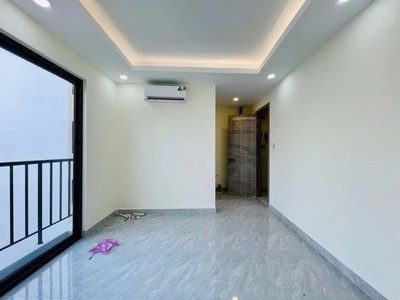 Bán nhà mặt tiền đường tân trang, phường 9, tân bình  4,5x14  3 tầng 3