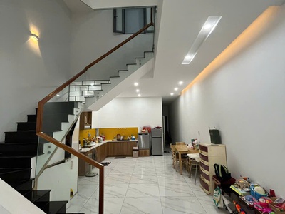 Chính chủ cho thuê nhà nguyên căn 3 tầng   view biển nguyễn tất thành, đà nẵng 2