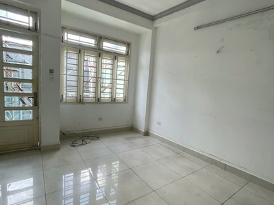Cho thuê nhà 2  mặt tiền - phan văn trị- gò vấp - dt 320 m2 - giá 40 tr/tháng. 2