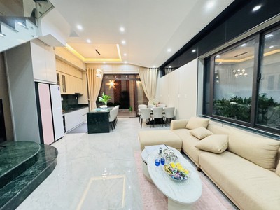 Nhà mai lão bạng, gần bạch đằng, 108m2, ngang 5.5m, 3 mê mới tinh, hiện đại, nội thất ngoại, 6.37 0
