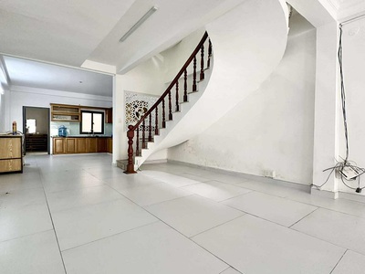 Chỉ nhỉnh 14 tỷ, có ngay nhà hẻm 8m cộng hoà, p12, tân bình, 93m2, 3 tầng, mới ở ngay 2