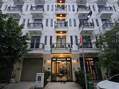 Hot  trợ giá siêu phẩm kdc bảo ngọc tl44 6pn7wc, ô tô quay đầu  giá 6,25tỷ 0