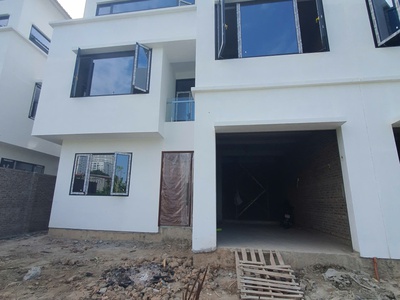 Bán biệt thự vạn xuân có sổ đỏ, hàng xóm ciputra - dt 180m2 mt 12m 3 tầng 1 hầm - giá đầu tư 38 tỷ 0