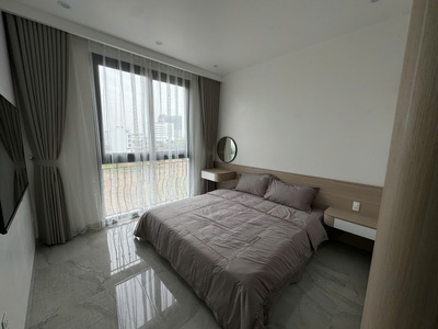 Cho thuê căn hộ cao cấp 2 p.ngủ  90m2  Vinhomes Marina. 4