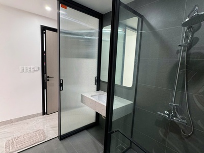 Cho thuê căn hộ cao cấp 2 p.ngủ  90m2  Vinhomes Marina. 1