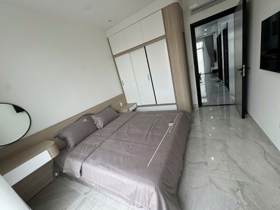 Cho thuê căn hộ cao cấp 2 p.ngủ  90m2  Vinhomes Marina. 2