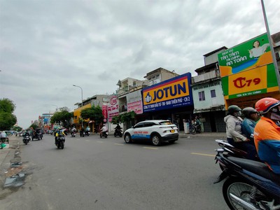 Vài bước mặt tiền, hxt, 3 tầng mới hiện đại ở ngay, chỉ nhỉnh 12 tỷ 3