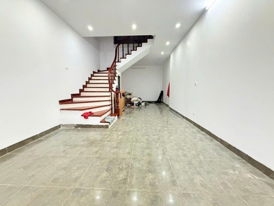 Phân lô ô tô vào nhà phạm tuấn tài 50m 5t, mt 4.5m, nội thất cực đẹp, 19 tỷ 1