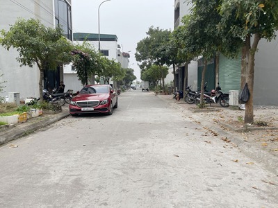 Chính chủ bán đất 60m2 TĐC Trâu Quỳ   Vị trí Kim Cương, sát bệnh viện, cách Vin Gia Lâm chỉ 700m 1