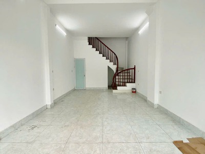 Cần bán 30m2 nhà 4 tầng mặt phố Nguyễn Thời Trung. Vị trí đẹp, kinh doanh, văn phòng, công ty 2