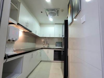 Chính chủ bán căn á hậu 2 phòng ngủ sáng tòa t7 chung cư times city 3