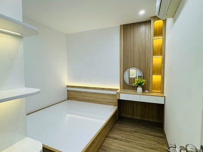 Chính chủ cần bán 2 ngủ tòa hh3b linh đàm tặng nội thất nhập khẩu xịn xò giá 2.1xx tỷ 2