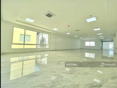 Cho thuê nhà mặt tiền nguyễn thái sơn, phường 4, gò vấp   vị trí cực đẹp, 1 trệt, 6 lầu   có thang 1