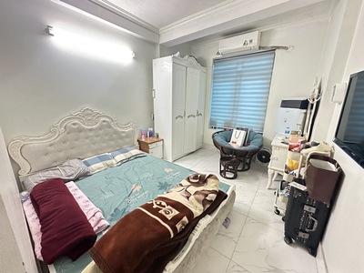 Bán đất tặng nhà ngọc lâm 65m mặt tiền 4,6m 3 tầng đủ công năng -nhỉnh 5 tỷ  thương lượng 2
