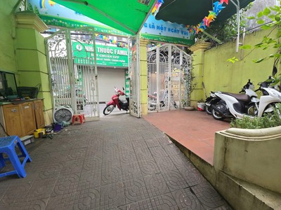Cho thuê nhà mặt phố đê trần khát chân, 95 m2  6 tầng-10 ngủ, 5 vệ sinh, giá 32 triệu ctl 0