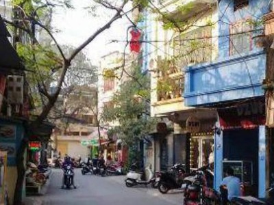 Cho thuê nhà ngõ ô tô vừa ở vừa kd khương thượng 2 tầng x 31m2, 2 ngủ, 9 triệu/th 0