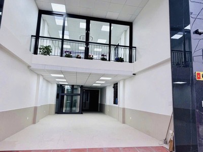 Cho thuê nhà ngõ oto võ chí công, 91 m2  6 tầng-6 pn, 6 vệ sinh, giá 55 triệu ctl 1