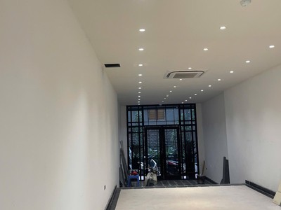 Cho thuê nhà ngõ oto yết kiêu  95 m2  3 tầng- 2 ngủ, 3 vệ sinh, giá 45tr ctl 4