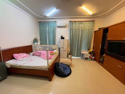 Bán nhà 4 tầng 6x16m giá 20 tỷ đường 6m hồng hà 2