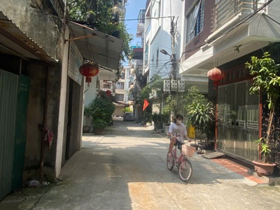 8.7 tỷ - phân lô - ô tô tránh - gần đh công nghiệp - trục đường 32 - cơ hội tích sản vàng 0
