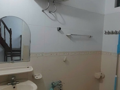 Cho thuê nhà Hoàng Quý , Hồ Nam , Lê Chân . Ô tô đỗ cửa . Ở , kinh doanh online ok 1