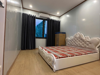 Bán nhà tập thể thái thịnh   50m, 2 ngủ, full nội thất   ô tô đỗ cửa   chỉ 30m ra phố   giá cực 3