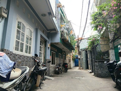 Bán nhà đường xe hơi - tô hiến thành - p.13 - q.10 - 55m  x 2 tầng - 9,6 tỷ tl - hẻm tô hiến thành 2