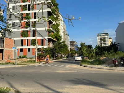 Chính chủ đất nam hoà xuân, kề lô góc giao nhau hai đường 10,5m lề 5m, thông sang đảo kim cương 4