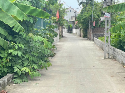Chính chủ cần bán lô đất siêu đẹp tại đường hoa giấy - xã hồng vân 3