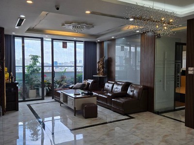 Tin thật 100  ch lô góc 153m2 x 3pn ở flc landmark tower - ban công đông nam - nội thất 800 triệu 0