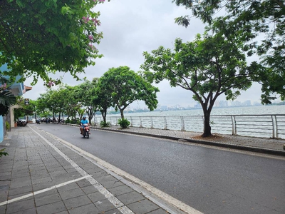 Bán nhà nguyễn đình thi, gần hồ, gần phố, 70m , mặt tiền 5m vuông đẹp, giá hợp lý 0