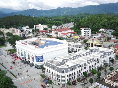 Bán gấp     cắt lỗ hơn 30 1 căn góc vincom điện biên duy nhất- đẹp nhất dự án - shophouse trung 2