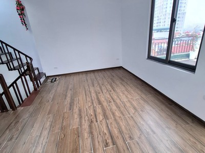 Nguyễn như đổ, tổ hợp lãnh đạo   tài phiệt giữ chủ quyền giữa trung tâm 1