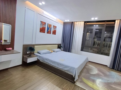 Nguyễn như đổ, tổ hợp lãnh đạo   tài phiệt giữ chủ quyền giữa trung tâm 0