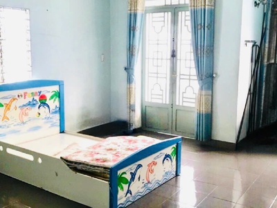 Chính chủ 1 đời   gần mặt tiền   hẻm 4m bàn cờ   tiện xây mới   43m    giá 8.x tỷ. 2