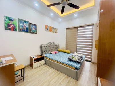 Bán nhà phúc lợi   ô tô 7 chỗ đỗ cửa   nở hậu   full nội thất   ngõ nông rộng 2