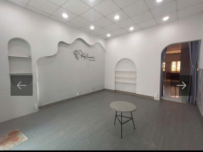 Mặt tiền gần lê văn việt q9  120m2 công nhận 90m2 ngang 5 dài 20 giá nhỉnh 8 tỷ 0